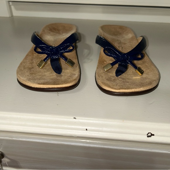 NEW Vionic Bella II Navy Midnight Blue Thong Flip Flop Sandals Size Orthopedic - Picture 8 of 9